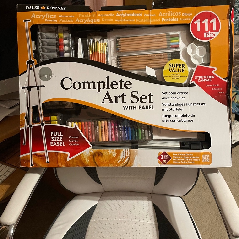 Complete Art Set with Easel - Multicolor